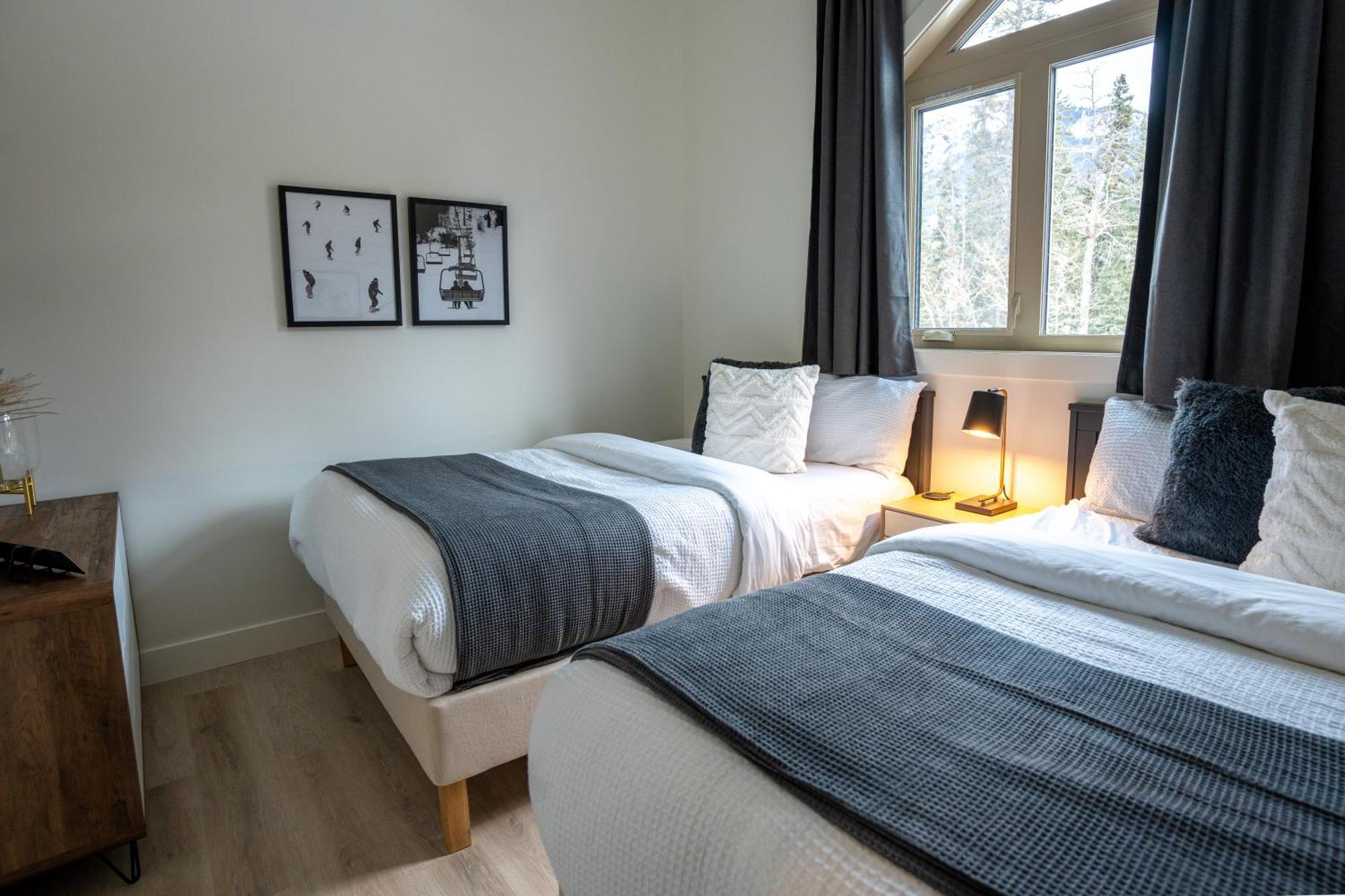 Grotto Canyon Chalet Canmore Ngoại thất bức ảnh